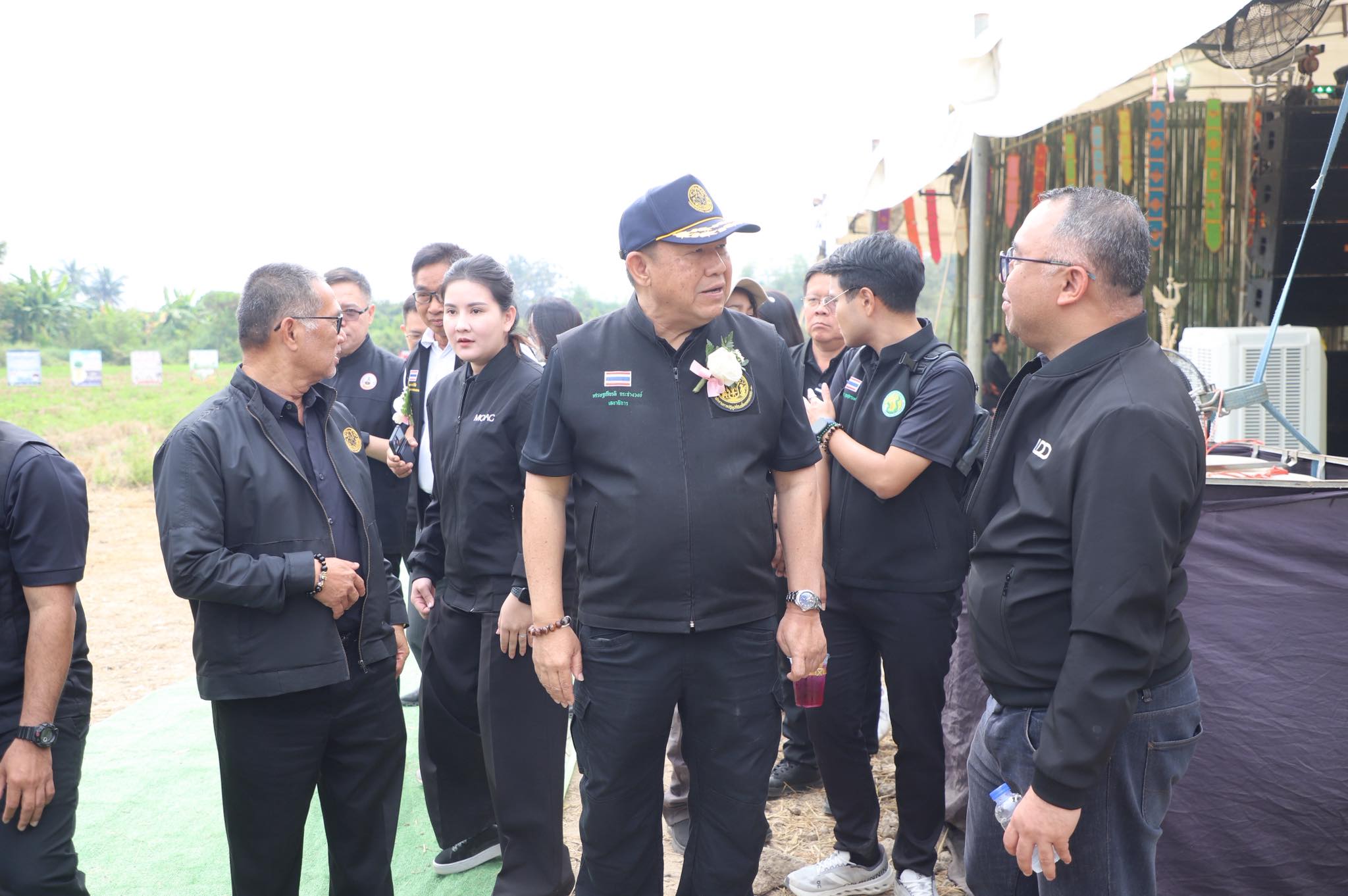 title - เลขาฯ ส.ป.ก. ร่วมงาน “ไถกลบ ตอซัง สร้างดินยั่งยืน ฟื้นสิ่งแวดล้อม”